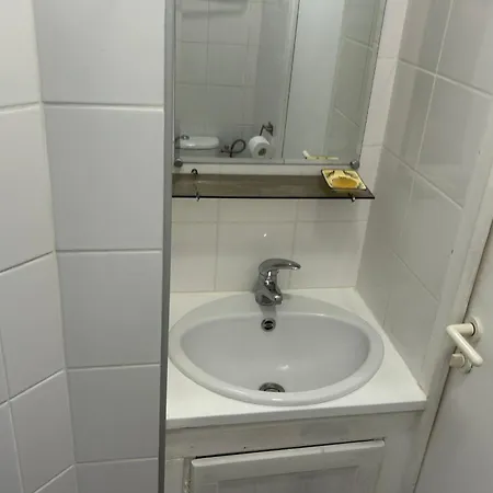 דירה Charming Bright For 2 In