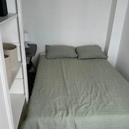 Charming Bright For 2 In 公寓 *